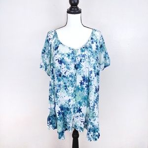 3 for $20 | Jaclyn Smith | Blue Floral Button Top